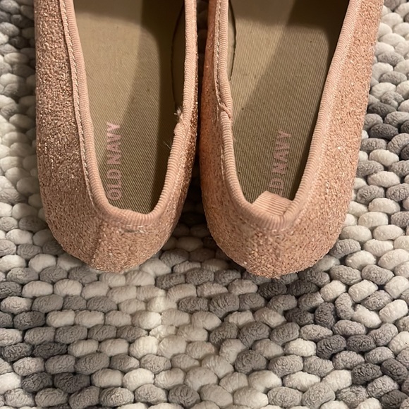 Girls pink 3/20$ sparkly flats.. dress shoes NWOT 🍭 - Picture 2 of 4
